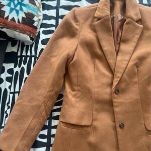 Camel Coat Mid-Thigh, Timeless Topcoat